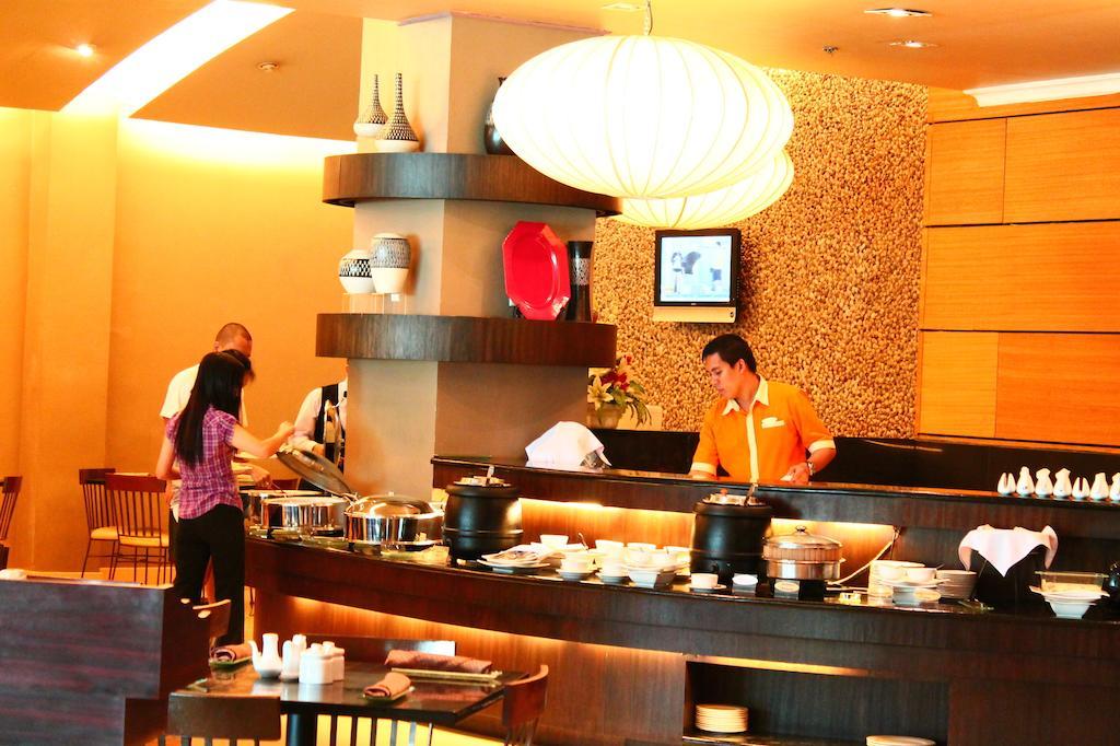 โรงแรมอิโลอิโล บิสิเนส อีโลอีโลซิตี้ ภายนอก รูปภาพ